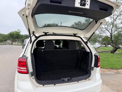 Used 2018 Dodge Journey SE w/ Popular Equipment Group FWD image 37