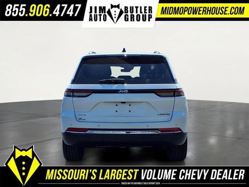 Used 2023 Jeep Grand Cherokee Limited w/ Luxury Tech Group II AWD/4WD image 28