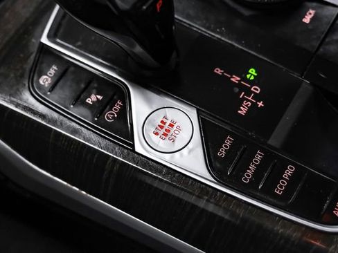 Used 2019 BMW 330i xDrive 330i xDrive w/ Convenience Package image 19