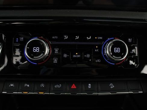 New 2026 GMC Sierra 1500 AT4 image 8