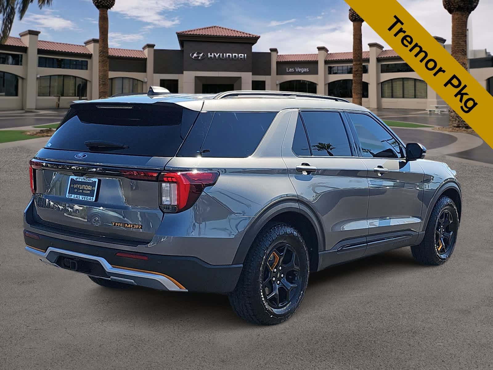 Used 2026 Ford Explorer Tremor w/ Tremor Convenience Package AWD/4WD image 16