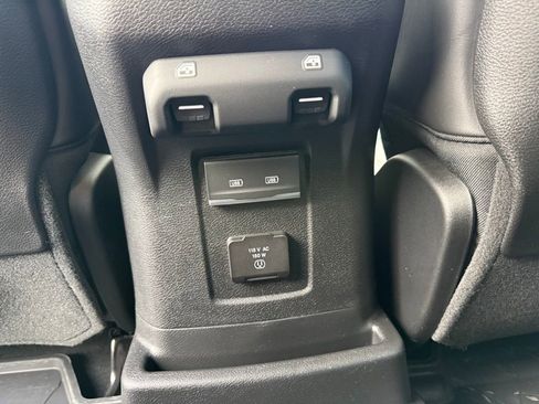 Certified 2024 Jeep Wrangler Unlimited Rubicon AWD/4WD image 23