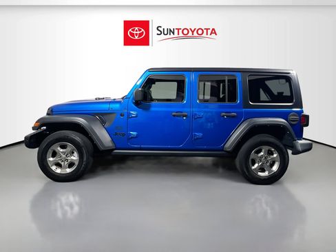 Used 2021 Jeep Wrangler Unlimited Sport AWD/4WD image 7