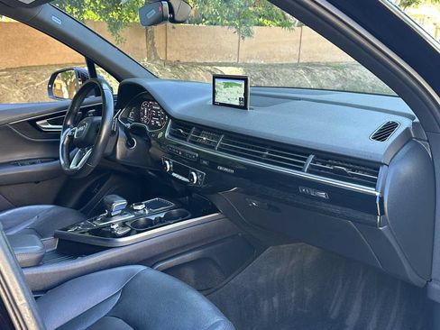 Used 2017 Audi Q7 3.0T Premium Plus w/ Premium Plus Package AWD/4WD image 13
