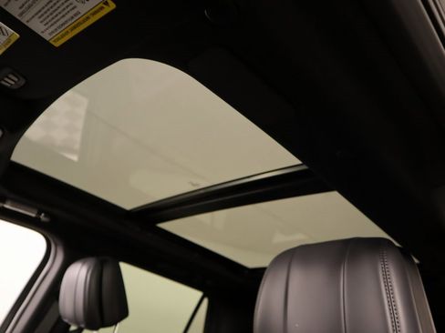 New 2025 Lincoln Navigator Reserve w/ Jet Appearance Package image 16