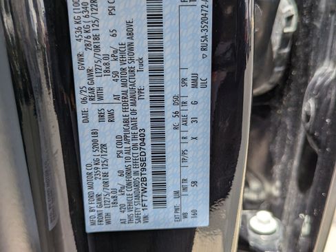 Used 2025 Ford F250 Lariat AWD/4WD image 34