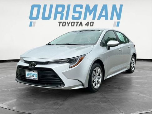 Certified 2026 Toyota Corolla LE FWD image 3