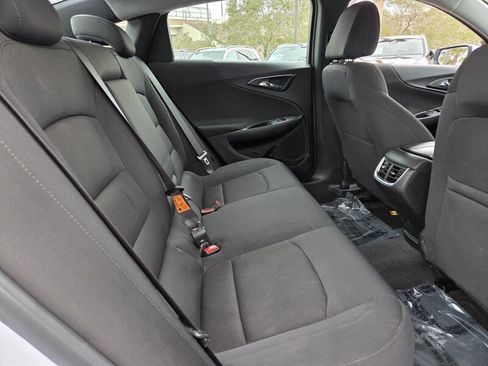 Used 2023 Chevrolet Malibu LT FWD image 18