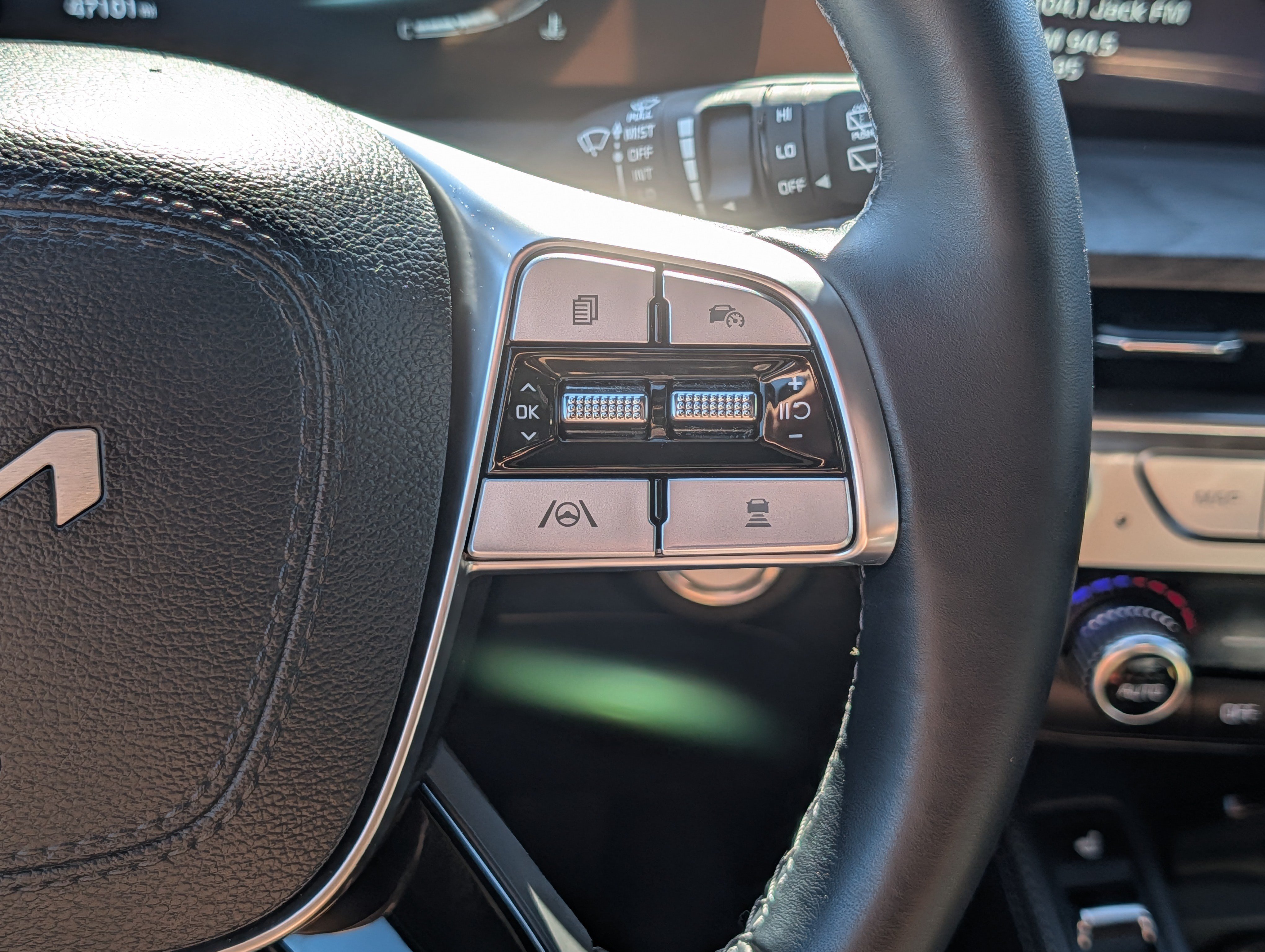 Certified 2024 Kia Telluride EX X-Line AWD/4WD image 30