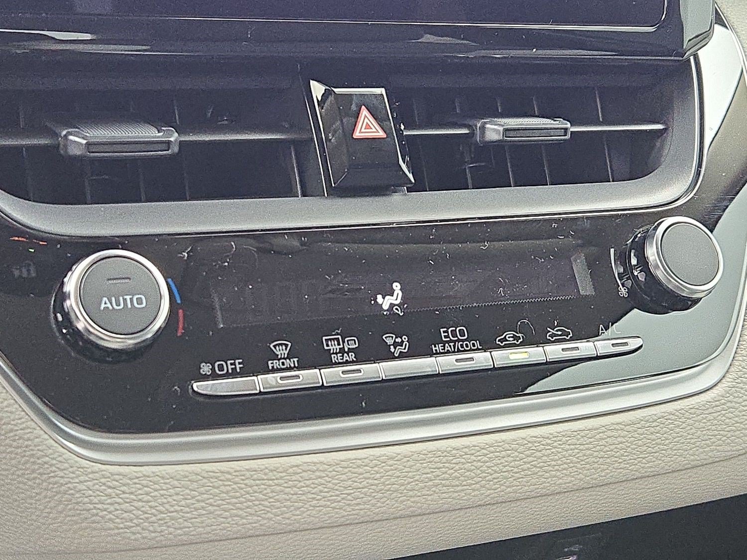 New 2027 Toyota Corolla LE FWD image 22