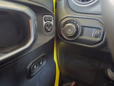 Used 2023 Jeep Wrangler Unlimited Sport AWD/4WD image 15
