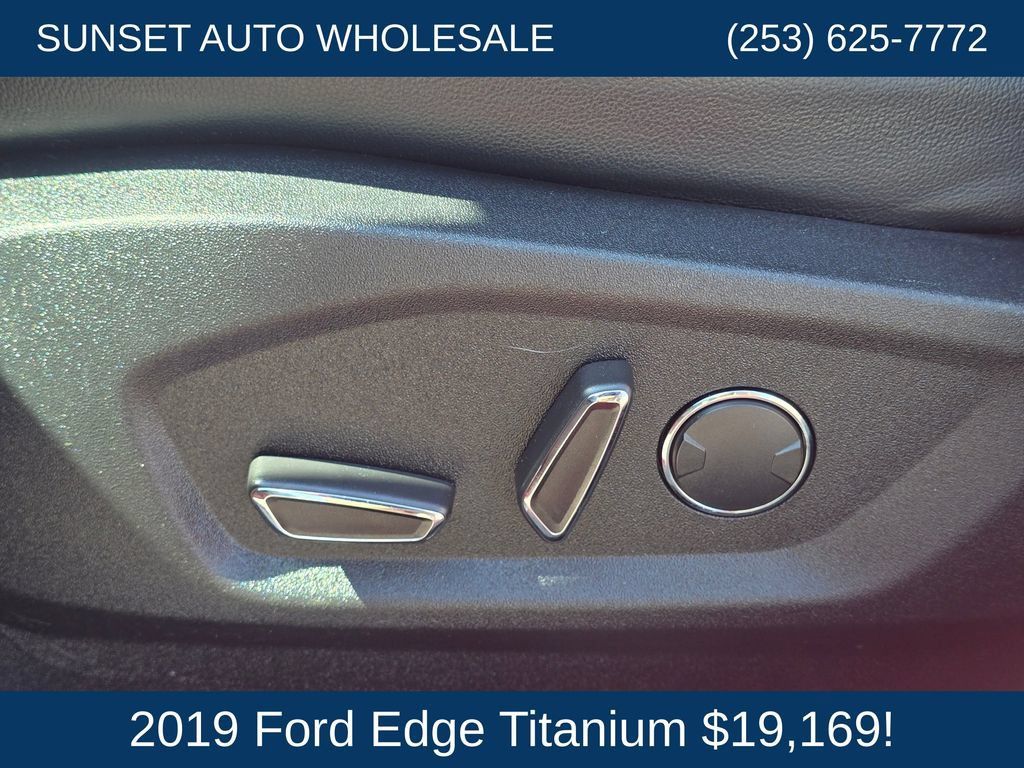 Used 2019 Ford Edge Titanium w/ Cold Weather Package AWD/4WD image 27