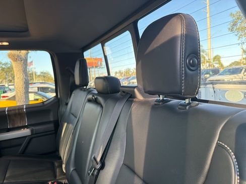 Used 2019 Ford F150 Lariat w/ Equipment Group 502A Luxury image 11