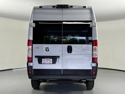 Used 2023 RAM ProMaster 2500 FWD image 6