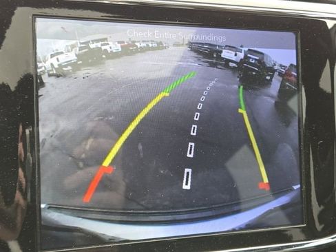 Used 2019 Jeep Grand Cherokee Altitude image 5