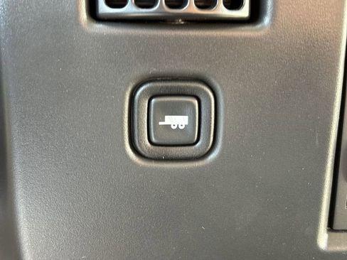 New 2026 Chevrolet Express 2500 RWD image 30