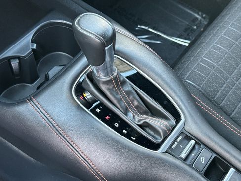 Certified 2023 Honda HR-V Sport image 17