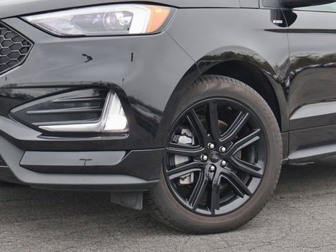 Used 2024 Ford Edge ST-Line w/ Class II Trailer Tow Package AWD/4WD image 3