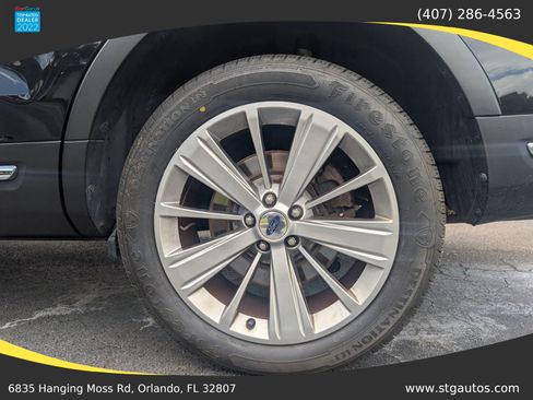 Used 2018 Ford Explorer Limited AWD/4WD image 32
