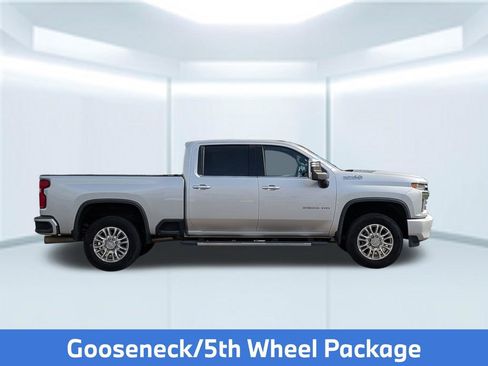 Used 2020 Chevrolet Silverado 2500 High Country w/ Z71 Off-Road Package AWD/4WD image 8