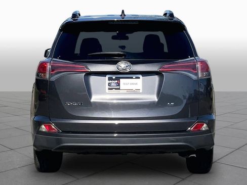 Used 2017 Toyota RAV4 LE FWD image 9
