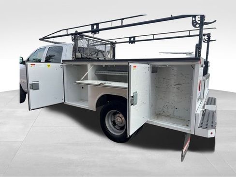 Used 2021 RAM 3500 Tradesman w/ Cold Weather Group image 17