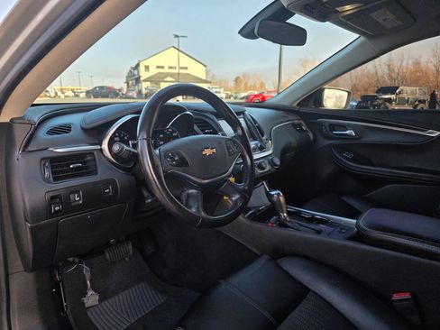 Used 2017 Chevrolet Impala LT image 15