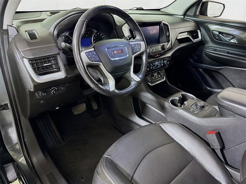 Used 2021 GMC Terrain SLT w/ Elevation Edition image 7