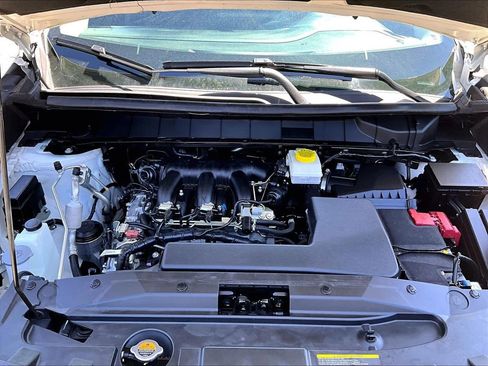 Used 2023 Nissan Pathfinder S image 22