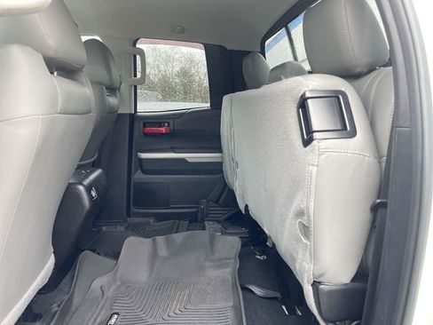 Used 2015 Toyota Tundra SR5 w/ SR5 Upgrade Package image 24