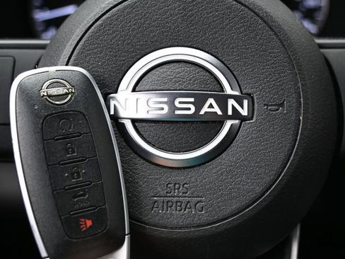 Used 2025 Nissan Pathfinder SV FWD image 46