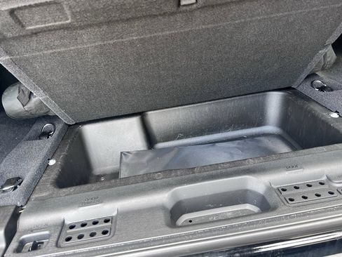 Certified 2025 Jeep Wrangler Sahara w/ Safety Group image 10