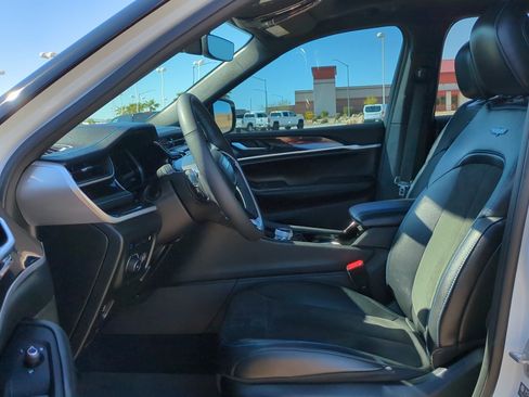 Used 2023 Jeep Grand Cherokee Trailhawk w/ Advanced Protech Group II image 15