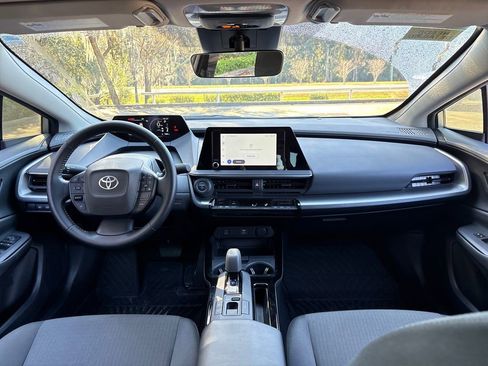 Used 2024 Toyota Prius Limited image 7