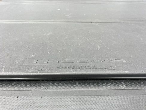 Used 2022 Toyota Tacoma 4x4 Double Cab image 11