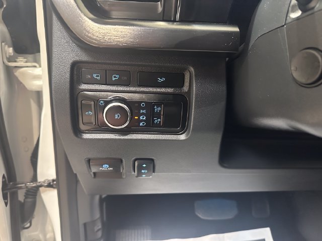 Certified 2024 Ford F250 Lariat w/ Lariat Ultimate Package AWD/4WD image 20