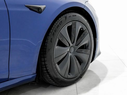 Used 2021 Tesla Model S Plaid image 47