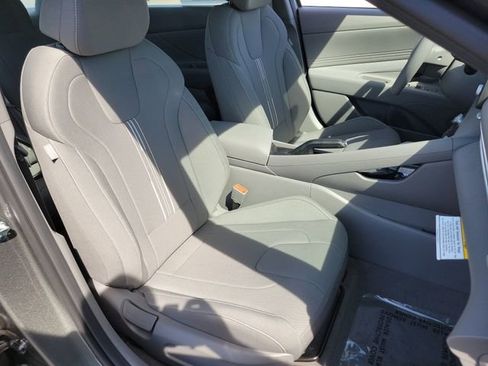 New 2026 Hyundai Elantra Sport FWD image 18