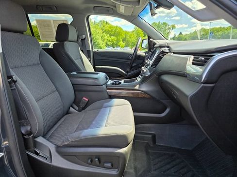 Used 2019 Chevrolet Tahoe LS AWD/4WD image 24