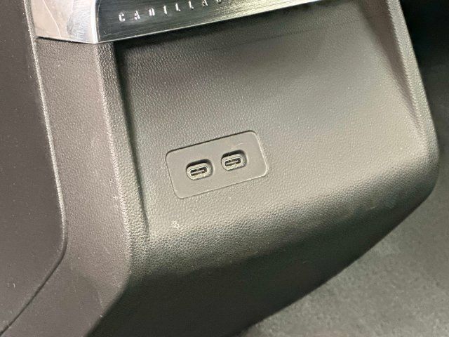 Certified 2025 Cadillac Lyriq Luxury AWD/4WD image 18