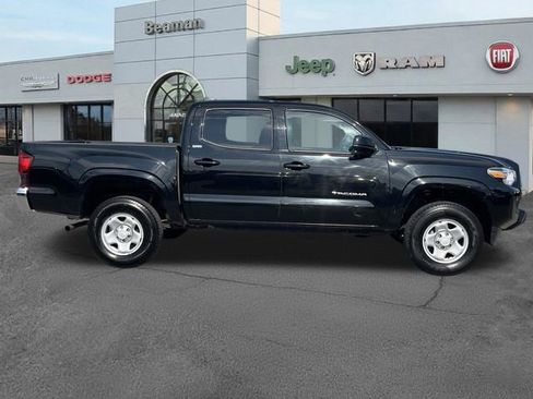 Used 2023 Toyota Tacoma SR5 RWD image 8