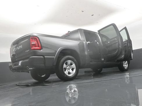 New 2026 RAM 1500 4x4 Crew Cab image 52