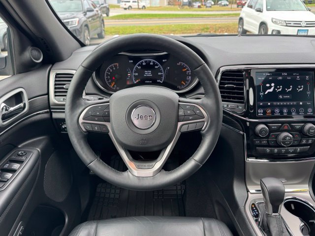 Used 2021 Jeep Grand Cherokee Limited AWD/4WD image 16