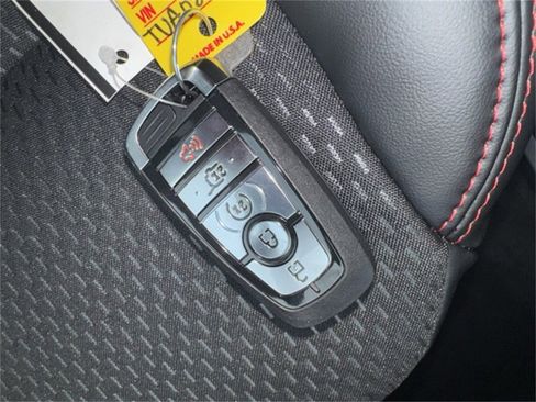 New 2026 Ford Escape ST-Line Select w/ Equipment Group 401A image 41