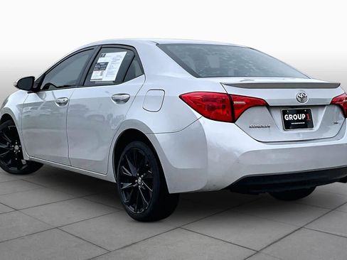 Used 2019 Toyota Corolla SE FWD image 11