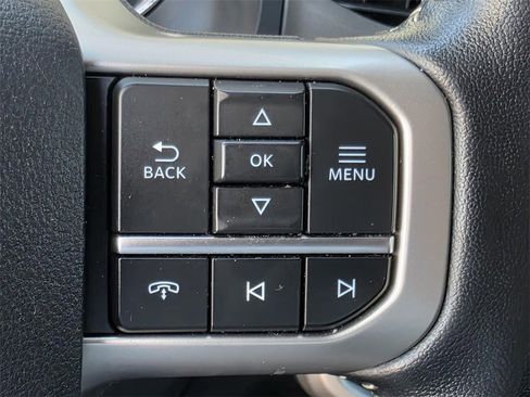 Used 2024 Ford Expedition XLT image 32