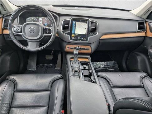 Used 2020 Volvo XC90 T6 Inscription w/ Protection Package Premier image 18