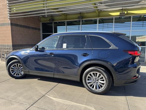 Used 2024 MAZDA CX-90 Plug-In Hybrid w/ Preferred image 5