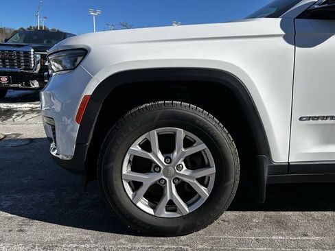 Used 2022 Jeep Grand Cherokee L Limited w/ MOPAR Finishing Package image 7