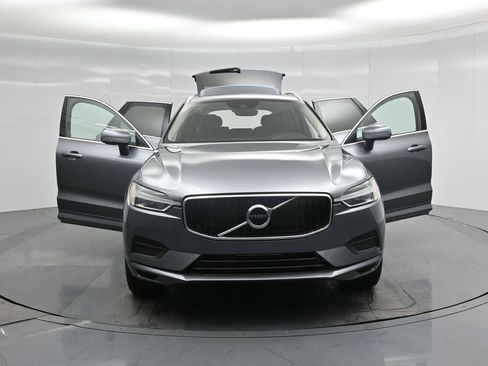 Used 2020 Volvo XC60 T5 Momentum w/ Protection Package Premier image 35